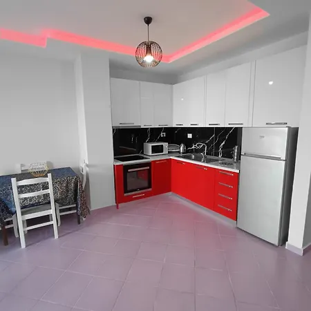 The Seashore Apartment *